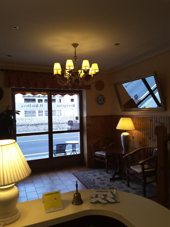 Hotel Riodeva à Unquera Extérieur photo