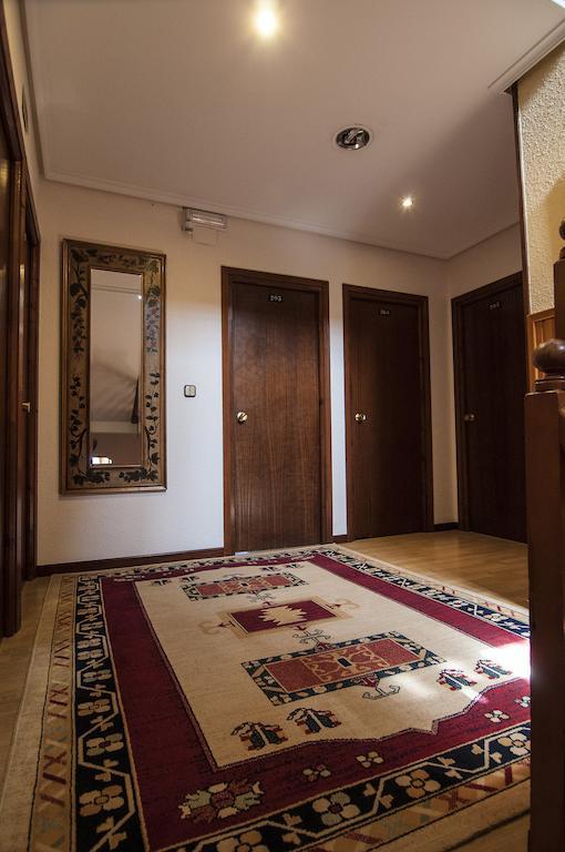 Hotel Riodeva à Unquera Extérieur photo
